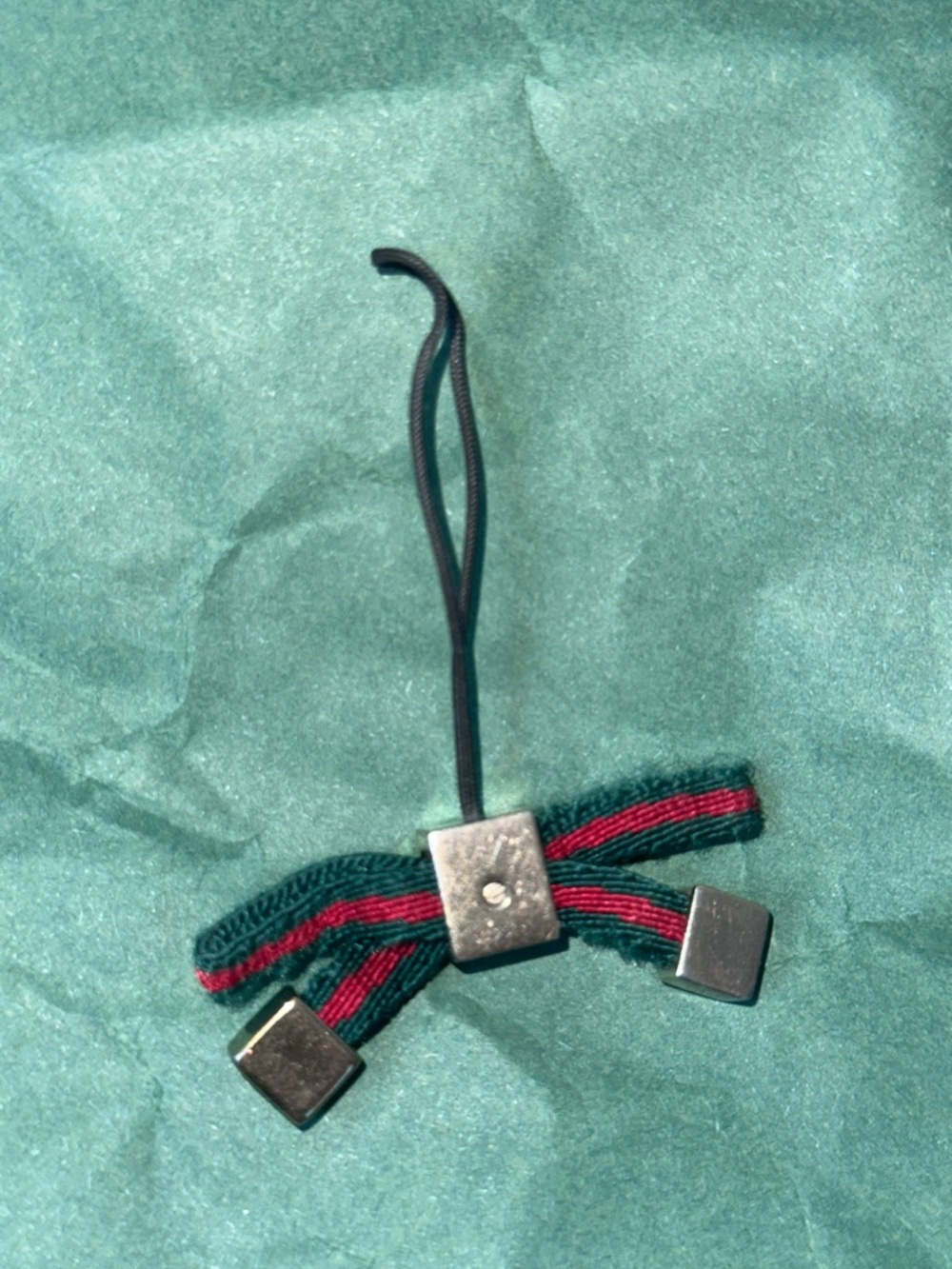 Gucci Vintage Green and Red Bow
Phone Strap / Keychain - Picture 2 of 3